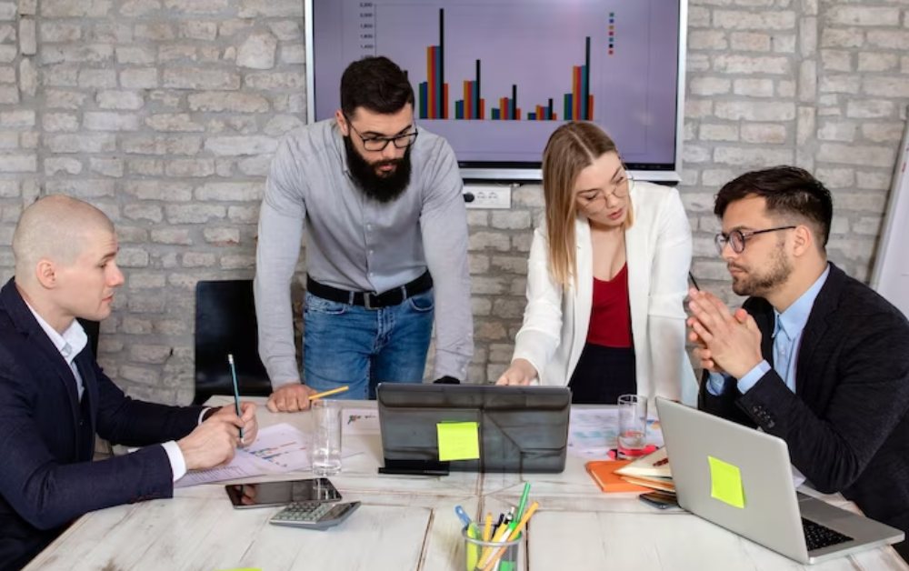 Why Companies Are Choosing Outsourced CFO Services Over In-House Teams