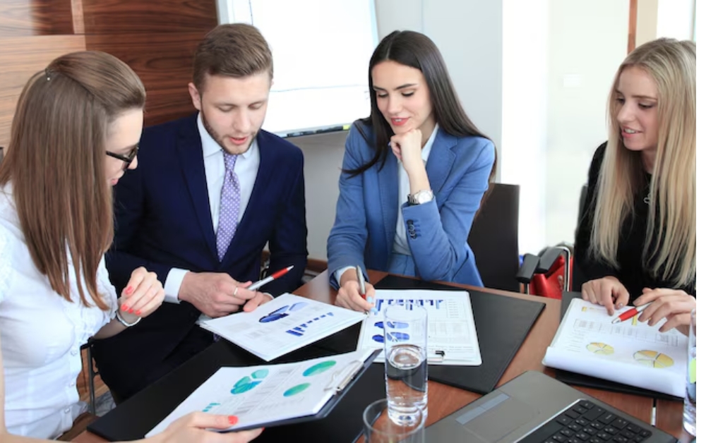 How Outsourced CFO Services Can Streamline Your Startup’s Financial Operations