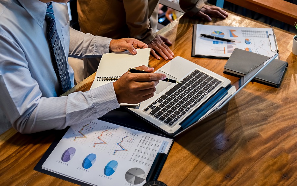 Affordable Access to Top-Level Financial Expertise